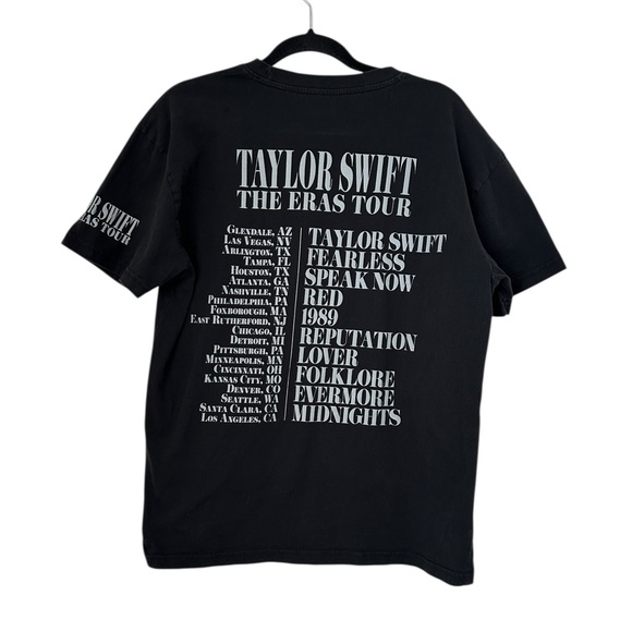 Taylor Swift The Eras Tour Tee Shirt Size medium Official Merchandise Black - Picture 2 of 5